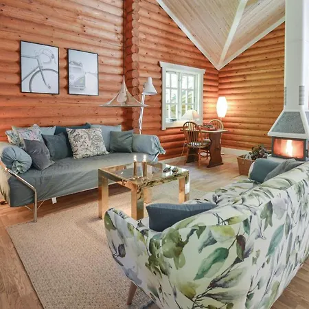 Awesome In With Private Swimming Pool, Can Be Inside Or Outside Holiday home *