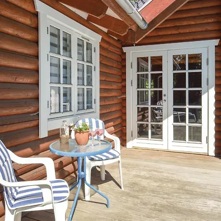 Awesome In With Private Swimming Pool, Can Be Inside Or Outside * Lundby Stationsby